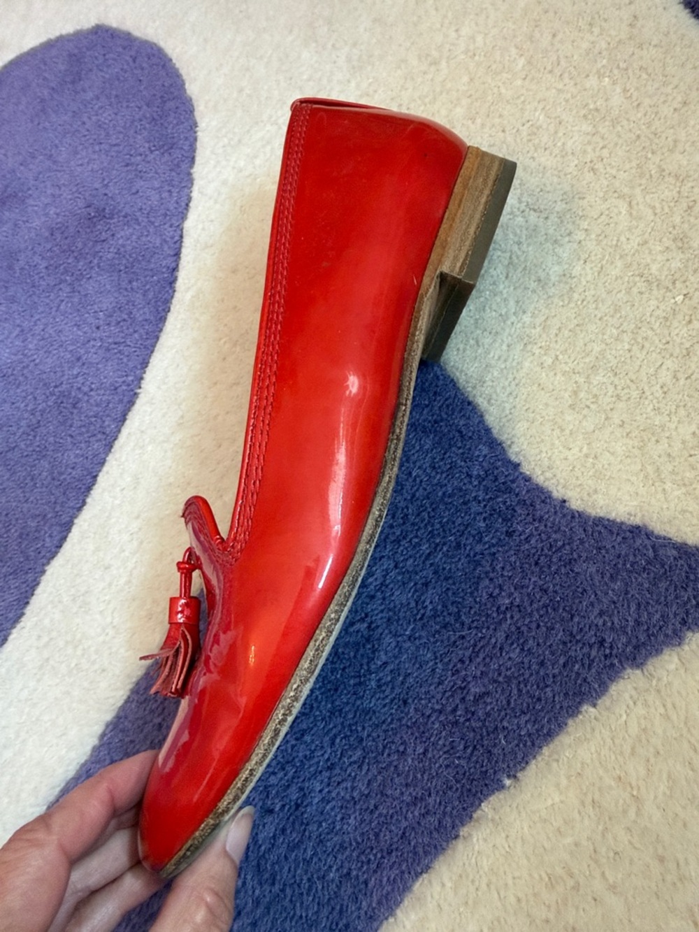 Paul Green Glossy Orange Patent Tassel Loafers - Picture 5 of 10